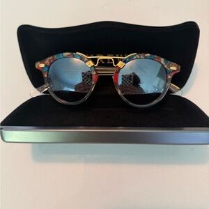 KREWE ST. LOUIS MIRRORED SUNGLASSES